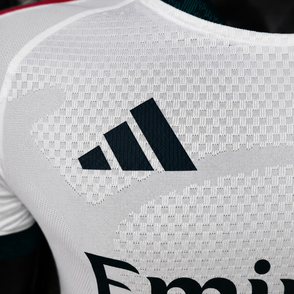 Jersey Real Madrid Local 2026/27 – Versión Fan - Manga Corta